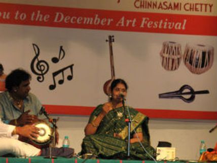 இசைக் கச்சேரிக்கு இனி மயிலாப்பூர் செல்ல வேண்டியதில்லை... உங்கள் ஊருக்கே கலைஞர்கள் வருகிறார்கள்!     