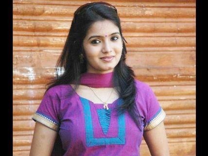 மாமியார் தேவை: குடும்ப ஒற்றுமையை கட்டிக்காக்கும் துர்கா