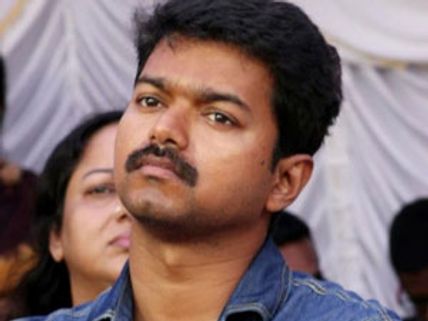 வேளாங்கண்ணியில் விஜய் சிறப்பு பிரார்த்தனை - திருப்பலி!