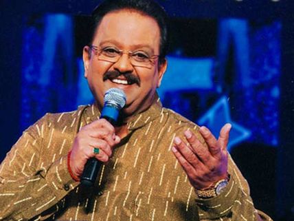 ரஜினிக்காக எஸ்பிபி குரலில் 'மெதுவாகத்தான்...'- கோச்சடையானிலிருந்து இன்னுமொரு பாட்டு!