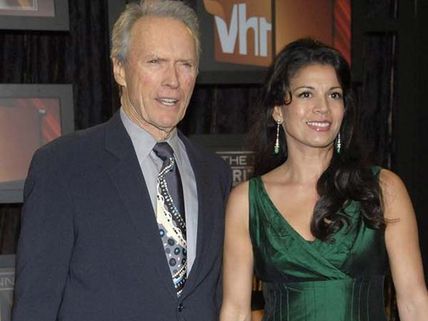 48 வயது 2வது மனைவி டினாவைப்  பிரிந்தார் 83 வயது கிளின்ட் ஈஸ்ட்வுட்