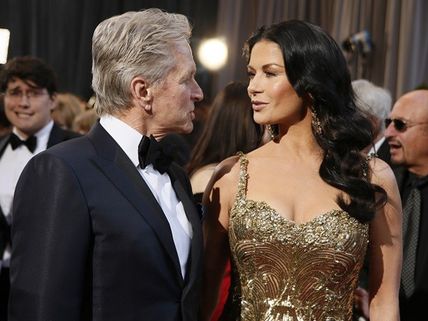 ஓரல் செக்ஸ் குறித்து உளறியதால் டக்ளஸை உதறினார் கேத்தரீன் ஜெட்டா ஜோன்ஸ்!