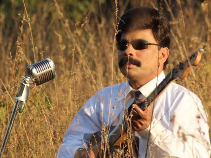 சொந்தக்குரலில் பாடல்… நடனம்…  கலக்கும் பவர் ஸ்டார்