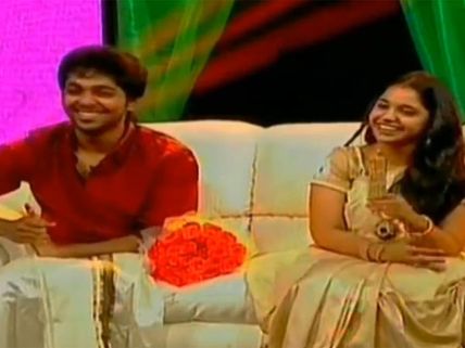 'சன், ஜெயா'.. பாரபட்சமில்லாமல் தலை தீபாவளி கொண்டாடிய ஜி.வி.பிரகாஷ், சைந்தவி!