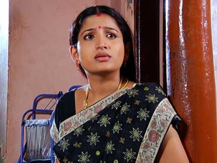  சந்தோஷி இரட்டை வேடத்தில் நடிக்கும் பாவமன்னிப்பு