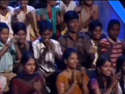 கை தட்டுங்க… சிரிங்க…. காசு வாங்கிட்டுப் போங்க…. ரியாலிட்டி ஷோக்களின் பார்வையாளர்கள்
