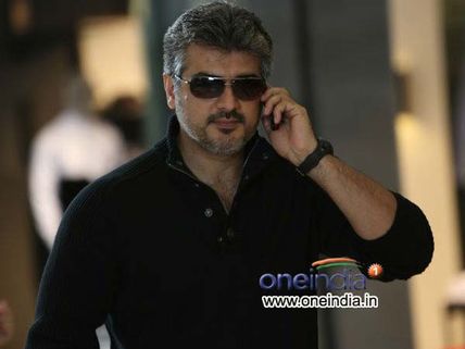 ஓவியரின் மகனின் கல்விக்கு ரூ 2.65 லட்சம் உதவி செய்த 'அல்டிமேட்' அஜித்