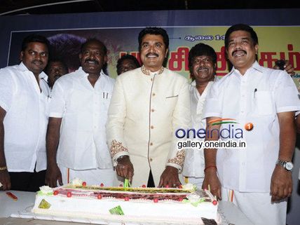 தொண்டர்கள் தரும் உற்சாகம்தான் இளமையின் ரகசியம்: சரத்குமார் 