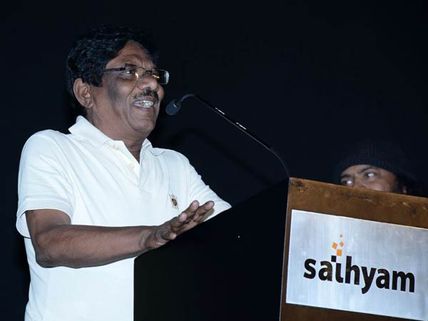 தாத்தான்னு கூப்ட்றாதீங்கப்பா!- இளம் இயக்குநர்களுக்கு பாரதிராஜா வேண்டுகோள்