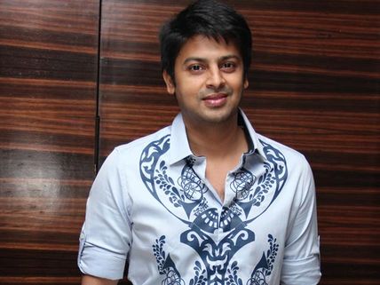 சினிமாவில் ஆண்கள் கற்பழிக்கப்படுகிறார்கள்! - படவிழாவில் இயக்குநர் பேச்சு