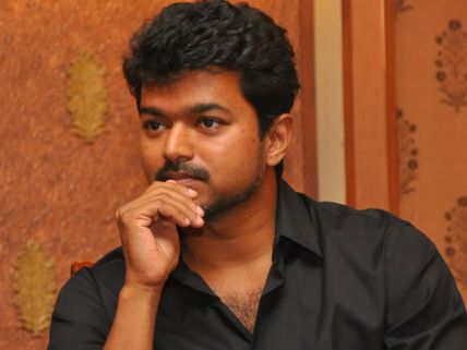 அஜீத் ரசிகர்களோடு மல்லுக்கட்டாதீங்க: ரசிகர்களுக்கு விஜய் வேண்டுகோள்