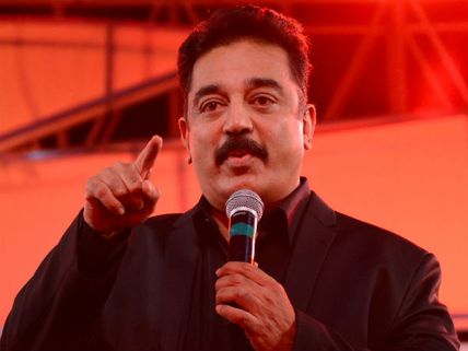 உத்தம வில்லனில் ஆறு பாடல்களைப் பாடியுள்ள கமல் ஹாஸன்!