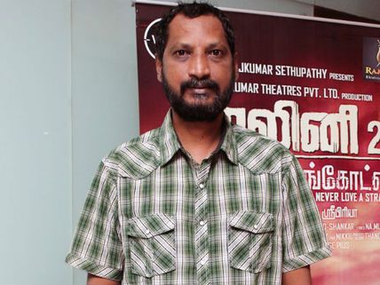 இரண்டாவது முறையாக விருது பெறுவதில் மகிழ்ச்சி! - நா.முத்துக்குமார்  