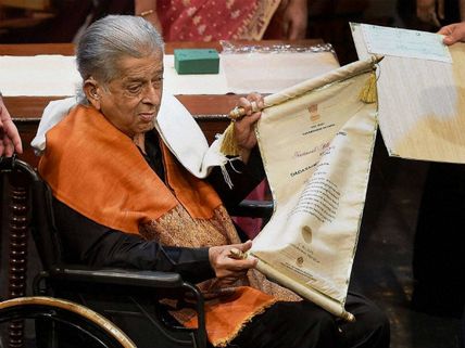 சசிகபூருக்கு தாதாசாஹேப் விருது....  அருண் ஜேட்லி மும்பை சென்று வழங்கினார்!