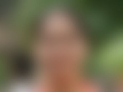 கோலம்போட ஆசையிருக்கு... கூப்பிட ஆளில்லையே...