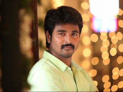 முதல் முறையாக பெண் வேஷம் போடும் சிவகார்த்திகேயன்!