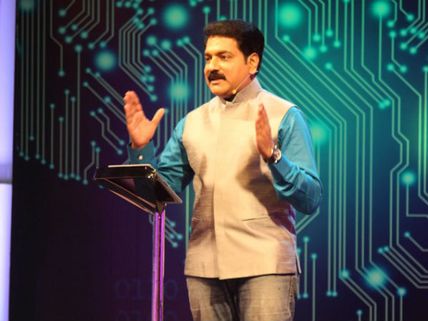 வினா விடை வேட்டைக்கு வருகிறார் விஜய் ஆதிராஜ்…