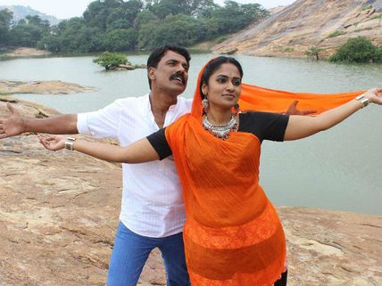 மரப்பாச்சி விமர்சனம்