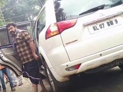 புலிமுருகன் படப்பிடிப்புக்கு செல்கையில் விபத்தில் சிக்கிய மோகன்லால்