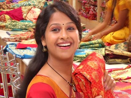 பட்டுச்சேலை .... புதுயுகம் டிவியில் புத்தம் புது சீரியல்