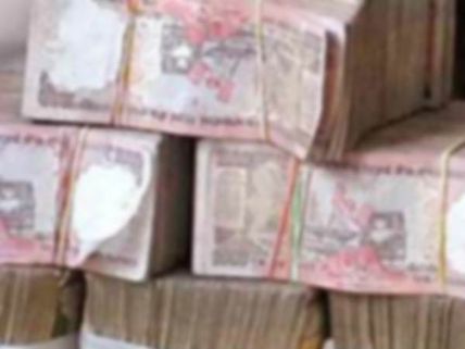 30 லட்சம் கொடுங்க...வளரும் நடிகையின் கோரிக்கையால் ஆடிப்போன 'சாண்டல்வுட்'