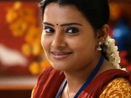 மூன்றாம் பிறை ஸ்ரீதேவி மாதிரி  நடிக்க ஆசை: சீரியல் நடிகை ஸ்ருதி ராஜ்