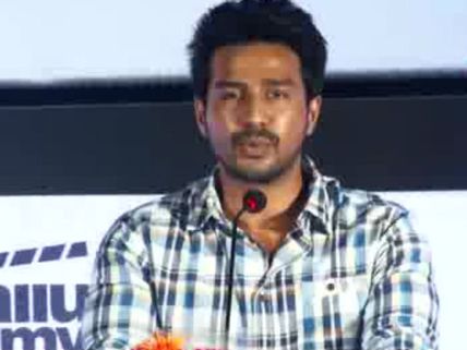 மாவீரன் கிட்டு... பார்த்திபனிடம் நிறைய கற்றுக் கொண்டேன்: விஷ்ணு- வீடியோ 