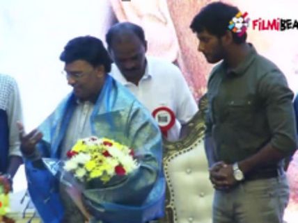 இதைவிட்டால் என் பிள்ளையைப் பாராட்ட வேறு மேடை கிடைக்காது: சிஷ்யனைப் பாராட்டிய பாரதிராஜா- வீடியோ