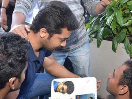 மாற்றுத்திறனாளி விஜய் ரசிகரின் வேண்டுகோளை ஏற்ற சூர்யா