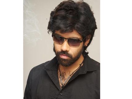 கமல் படத்தலைப்பாவது கை கொடுக்குமா? சிபிராஜின் அடுத்த அட்டம்ட்!