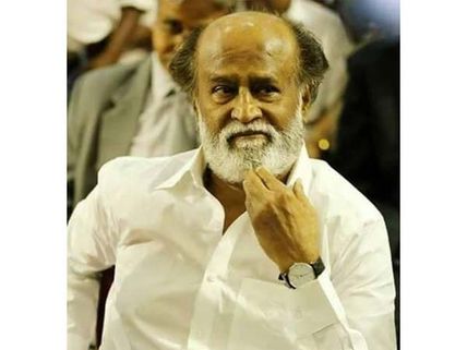 அவர்கள் கேட்பதும் நியாயம்தானே...! - ரசிகர்கள் கோரிக்கையை ஏற்ற ரஜினி