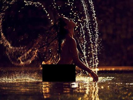  ஆடையின்றி போட்டோ வெளியிட்ட கிம்மின் அக்கா கோர்ட்னி: வைரலோ வைரல்