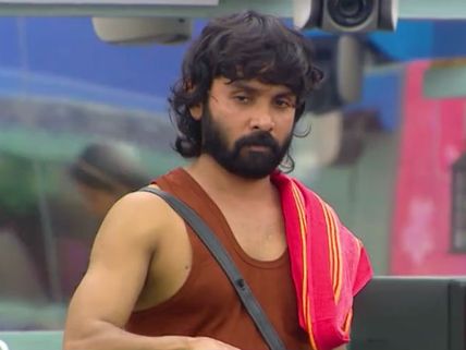 முதல்ல ஓவியா... அப்புறம் ஜூலி, இப்போ ரைசா மூணு பேரையும்...! - சினேகனின் அசிங்கமான கமெண்ட் 