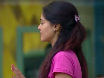 சினேகனை ஓங்கி அறையப் போறேன்: சண்டைக்கு பாயும் பிந்து மாதவி 