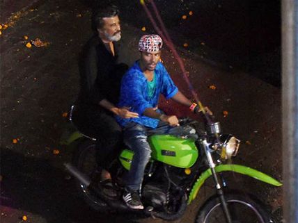 படப்பிடிப்பை வேடிக்கை பார்த்தல்! 