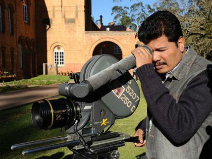  ஷங்கர்... பிரமாண்டத்தின் இன்னொரு பெயர் ஷங்கர்! #HBDShankar