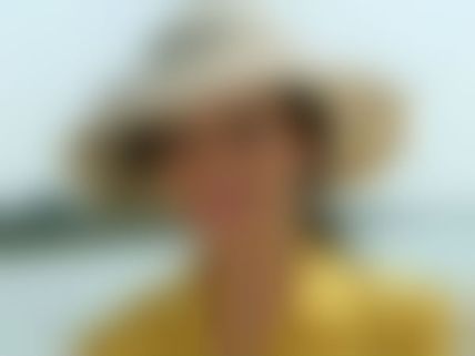 சைடு பிசினஸ் ரொம்ப முக்கியம்: நடிகைகளுக்கு கிளாஸ் எடுக்கும் துரையம்மா 