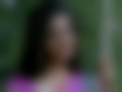 நடிப்பு வராததற்கு சப்பை கட்டு கட்டும் வாரிசு நடிகை: சிரிக்கும் கோலிவுட் 