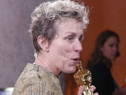 பார்ட்டியில் நடந்த சம்பவம்: அழுது புலம்பி முகம் வீங்கிப் போன ஆஸ்கர் விருது பெற்ற நடிகை 