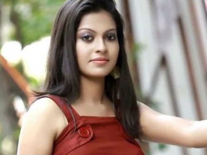 நான் ஒன்றும் 'சங்கி' இல்லை: மைக் வைக்காத குறையாக அலறும் நடிகை 