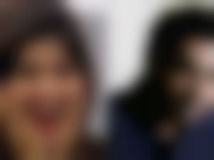 சேச்சி நடிகையை காதலிக்கும் விரல் வித்தை நடிகர்: இந்த காதலாவது... 