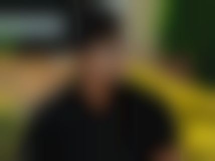 நடிகையை வைத்து ஹீரோவின் கெரியரை காலி செய்ய பெரிய குடும்பம் 'மெகா பிளான்'? 