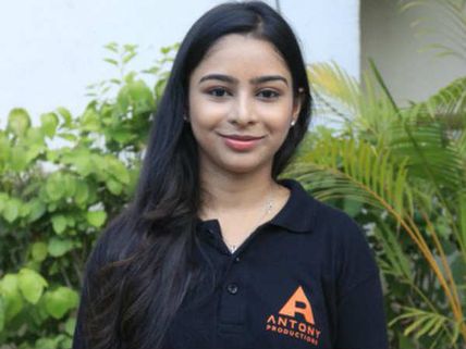 'மியூசிக் தான் என் வாழ்க்கை'... பெண் இசையமைப்பாளர் சிவாத்மிகா ஒன்இந்தியாவுக்கு சிறப்பு பேட்டி 