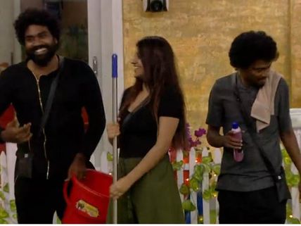  சென்றாயனை பாத்ரூம் கழுவவிட்ட ஜனனி ஐயர்: விளாசும் நெட்டிசன்ஸ் #BiggBoss2Tamil