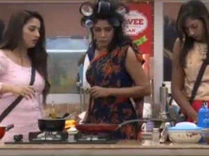 பிக் பாஸ் வீட்டில் பட்டப்பகலில் திருட்டு: 60 கேமராக்கள் இருந்து என்ன செய்ய 