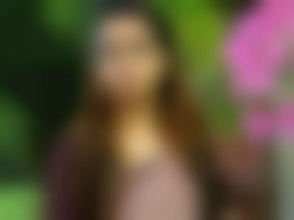 அப்பவே அப்டி.. இனி என்னவெல்லாம் பண்ணுவாரோ.. பிக்பாஸ் நடிகையால் பயத்தில் படக்குழு! 