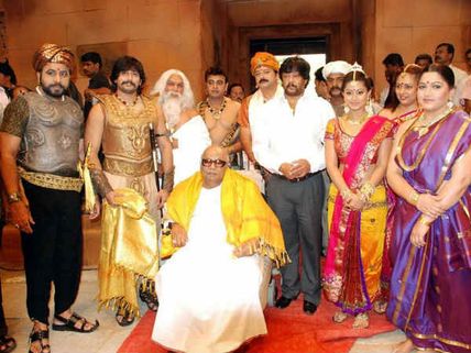  முதல் ஆளாக எழுந்து கடைசி ஆளாக தூங்கியவர் கருணாநிதி: பிரசாந்த் உருக்கம்