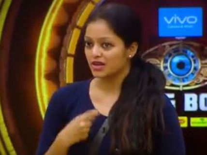 பைனலில் டிவிஸ்ட் வைத்த பிக் பாஸ்... ஜனனிக்கு ரன்னர் அப்! 