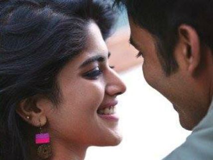 ஏமாற்றிய தல, சூர்யா: கடைசி நேரத்தில் தீபாவளி ரேஸில் சேர்ந்த தனுஷ் #ENPTDiwali 