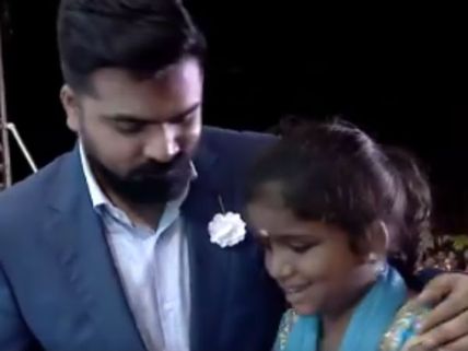 பேச முடியாத சிறுமியை பேச வைத்த சிம்பு: நெகிழ்ச்சி வீடியோ இதோ 